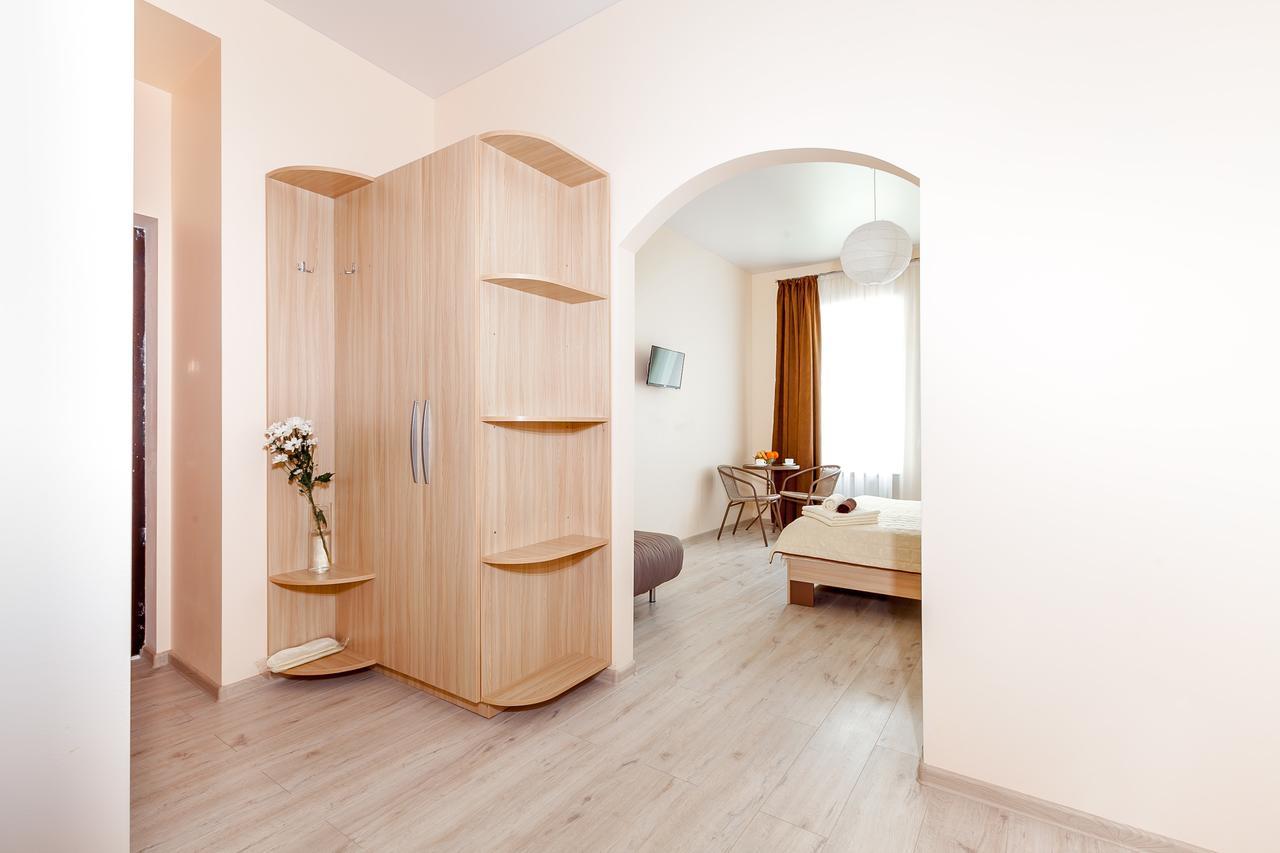 Apartments Near Deribasovskaya โอเดสซา ภายนอก รูปภาพ