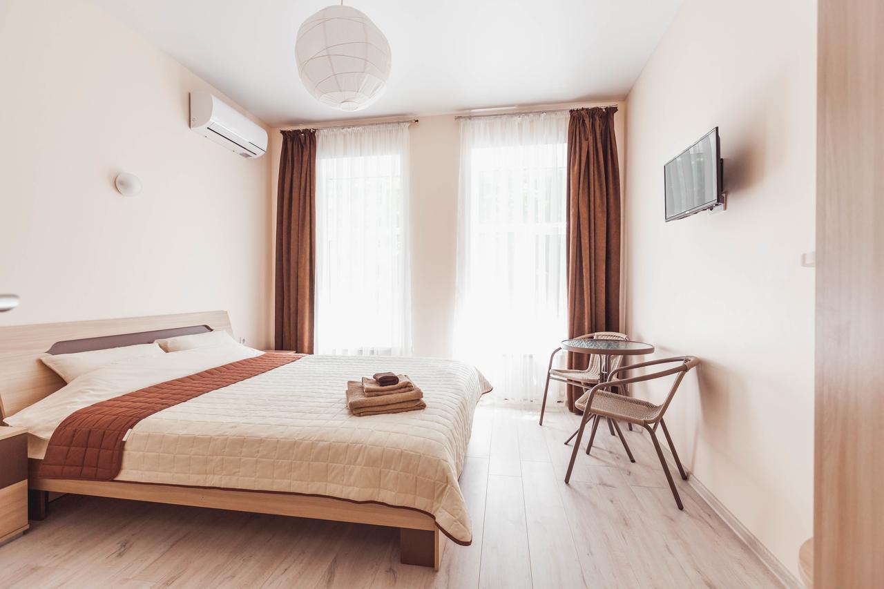 Apartments Near Deribasovskaya โอเดสซา ภายนอก รูปภาพ