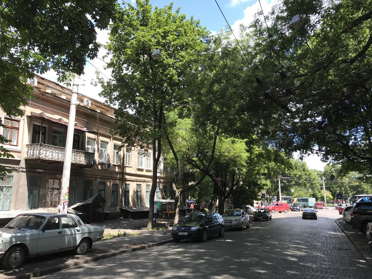 Apartments Near Deribasovskaya โอเดสซา ภายนอก รูปภาพ
